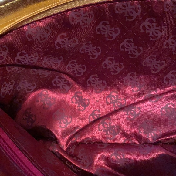 Gold Chainmail Guess Purse/ Party Purse - Picture 8 of 11